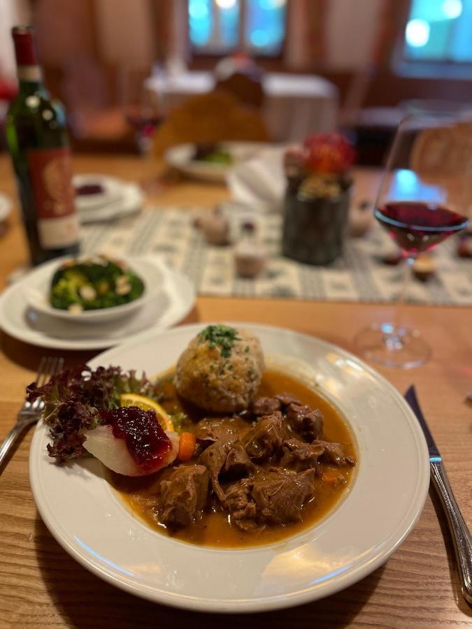 Hotel Restaurant Erber Исманинг Экстерьер фото