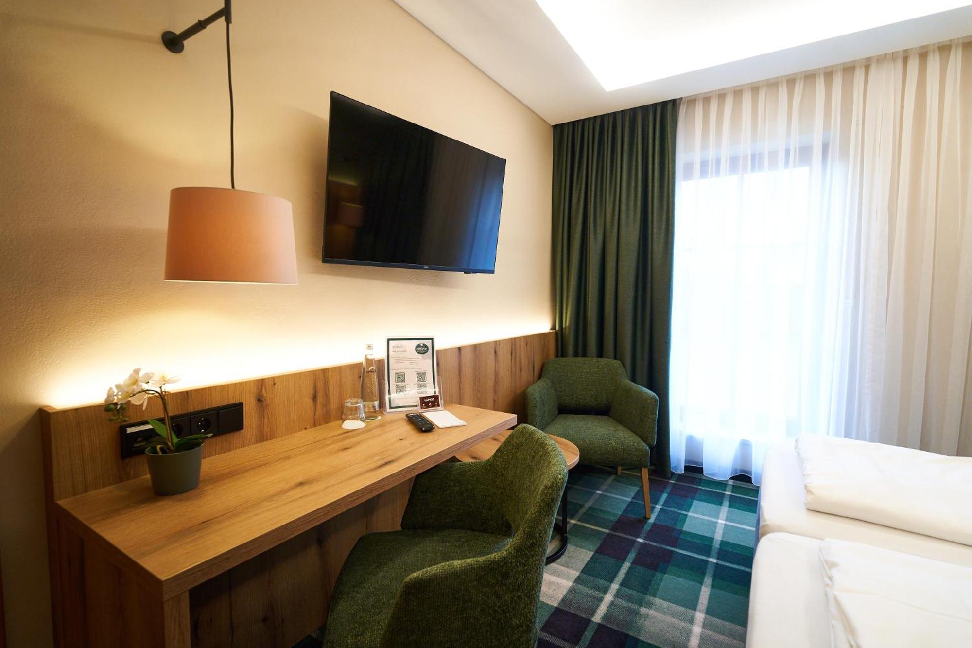 Hotel Restaurant Erber Исманинг Экстерьер фото